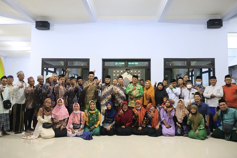 Pengurus dan Anggota Yayasan 